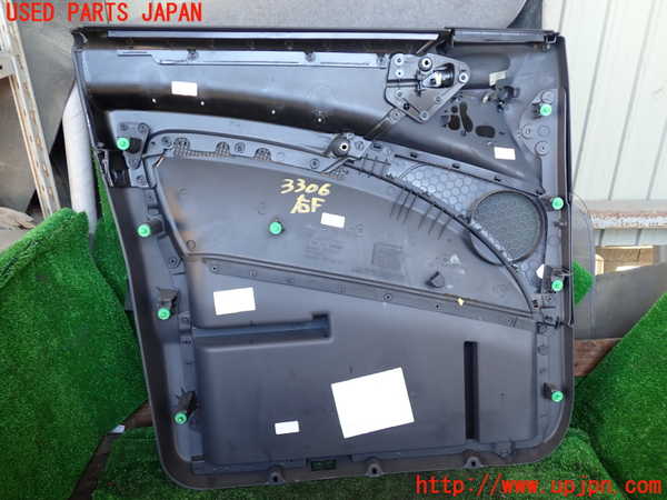 1UPJ-33061234]ベンツ V350 W639(639350C)右前ドア内張り 中古_m0004.jpg
