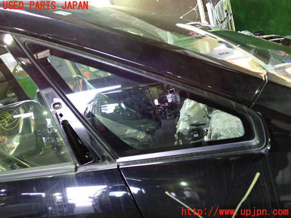 1UPJ-33071200]デリカD：5(CV1W)右フロント三角窓ガラス 中古(43R-00122 M213)_m0001.jpg