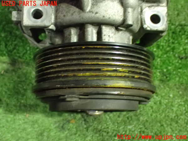 5UPJ-33076025]デリカD：5(CV1W)エアコンコンプレッサー 中古_m0002.jpg
