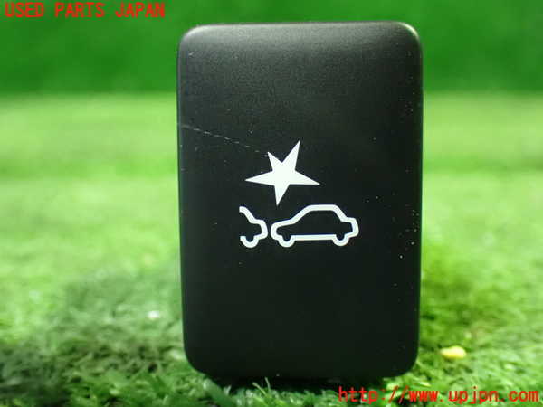 1UPJ-33076309]デリカD：5(CV1W)スイッチ4 (踏み間違い衝突防止アシスト) 中古_m0001.jpg