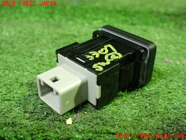 1UPJ-33076309]デリカD：5(CV1W)スイッチ4 (踏み間違い衝突防止アシスト) 中古_m0002.jpg