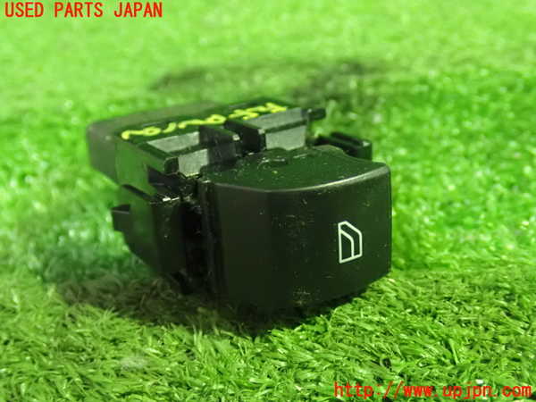 1UPJ-33076245]デリカD：5(CV1W)左前パワーウィンドウスイッチ 中古_m0001.jpg