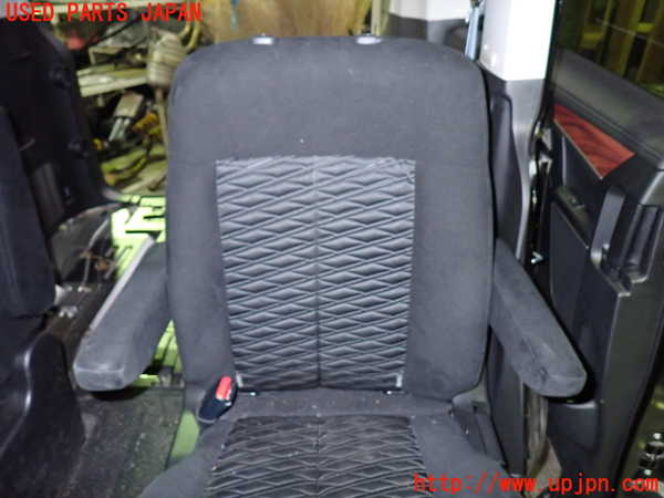 1UPJ-33077175]デリカD：5(CV1W)左2列目シート 中古_m0003.jpg