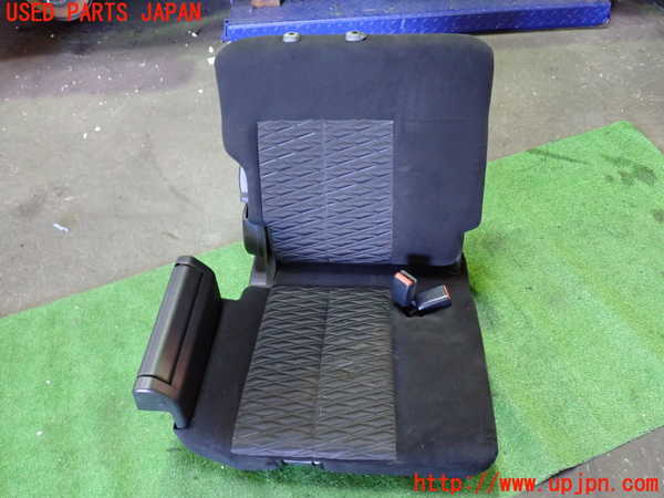 1UPJ-33077235]デリカD：5(CV1W)右3列目シート 中古_m0001.jpg