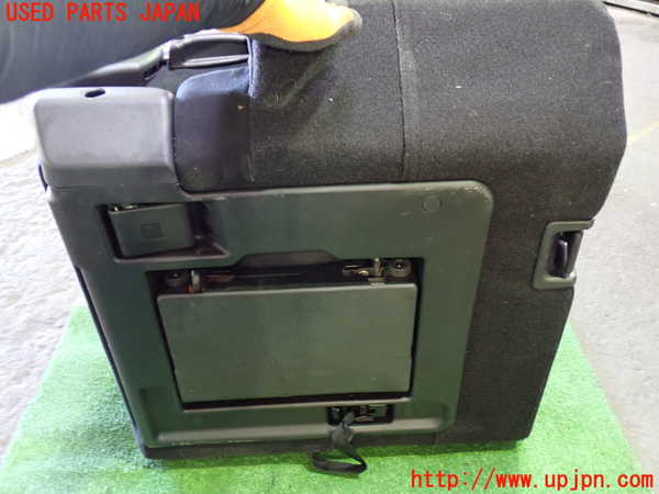 1UPJ-33077235]デリカD：5(CV1W)右3列目シート 中古_m0005.jpg