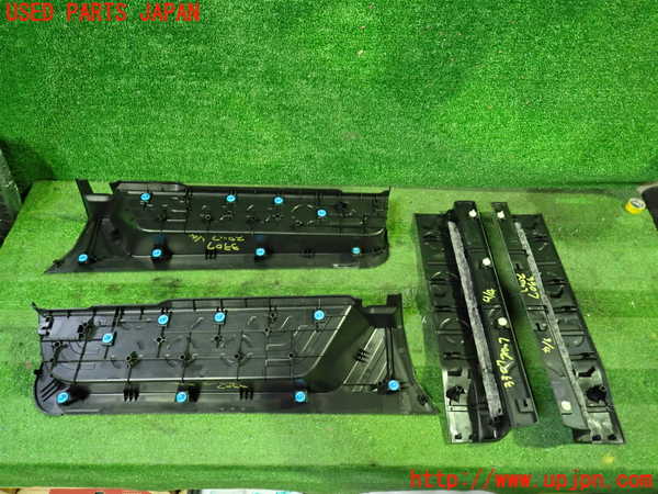 1UPJ-33077740]デリカD：5(CV1W)スカッフプレート 中古_m0004.jpg