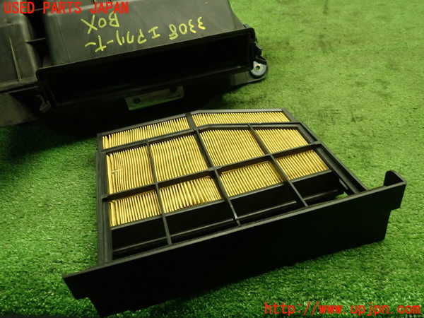 5UPJ-33082560]ポルシェ・ボクスター(98624)エアクリーナーボックス 中古_m0005.jpg