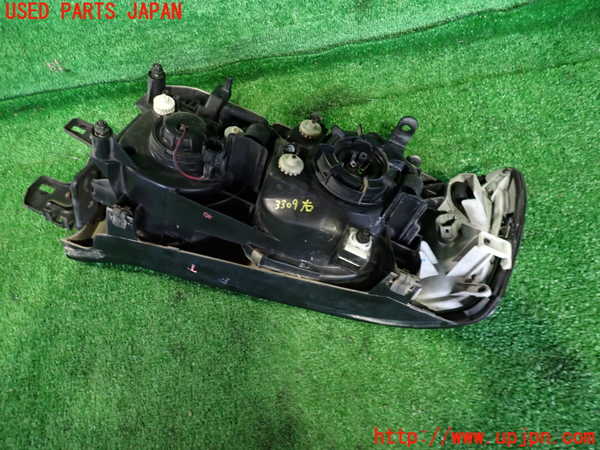 2UPJ-33091130]グロリア Y33型(HY33)右ヘッドライト ハロゲン 中古_m0002.jpg