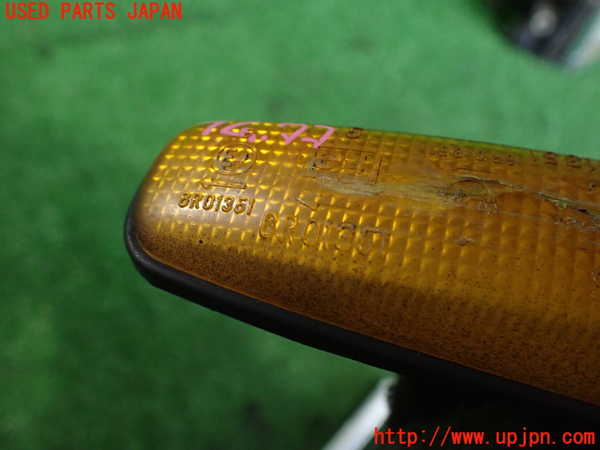 2UPJ-33091160]グロリア Y33型(HY33)右ウィンカーレンズ (ジャンク品) 中古_m0004.jpg