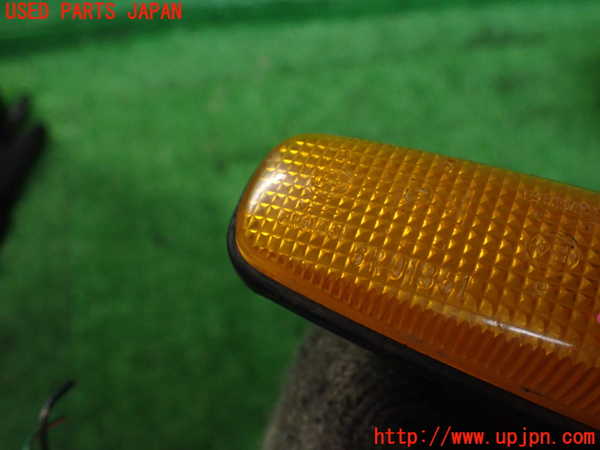 5UPJ-33091162]グロリア Y33型(HY33)左ウィンカーレンズ (ジャンク品) 中古_m0004.jpg