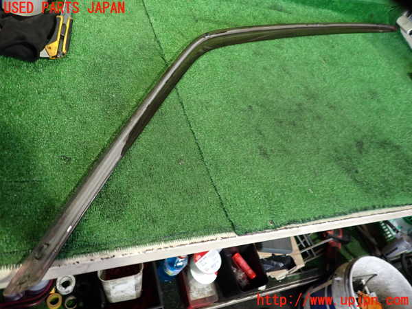 2UPJ-33091400]グロリア Y33型(HY33)右サイドバイザー 中古_m0004.jpg