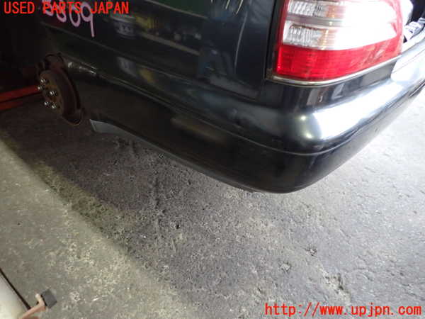 2UPJ-33091610]グロリア Y33型(HY33)リアバンパー 中古_m0003.jpg