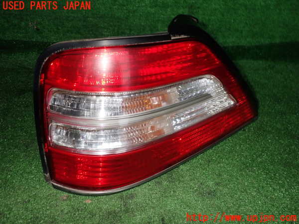 2UPJ-33091536]グロリア Y33型(HY33)左テールランプ 中古_m0001.jpg