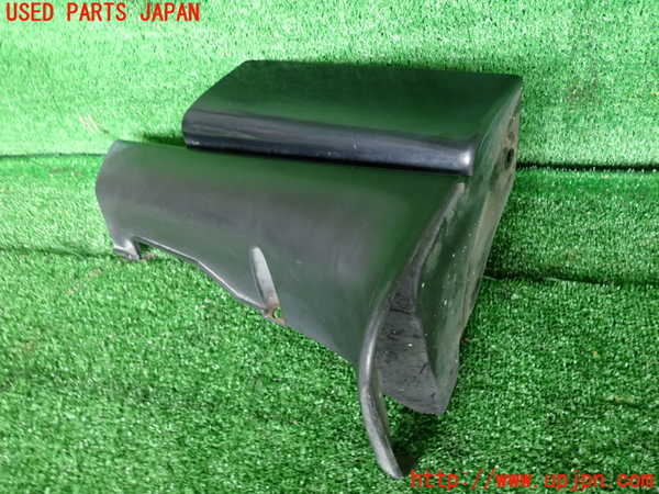 2UPJ-33091450]グロリア Y33型(HY33)右フロントマッドガード(泥除け) 中古_m0001.jpg