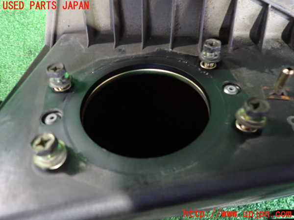 2UPJ-33092560]グロリア Y33型(HY33)エアクリーナーボックス 中古_m0002.jpg