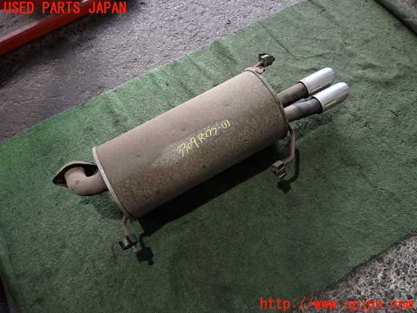 2UPJ-33092671]グロリア Y33型(HY33)リアマフラー1 中古_m0001.jpg