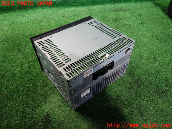 2UPJ-33096495]グロリア Y33型(HY33)CD&カセットプレイヤー 中古_m0002.jpg