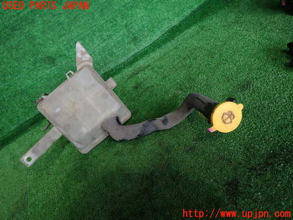 2UPJ-33096791]グロリア Y33型(HY33)ウォッシャータンク1 中古_m0001.jpg