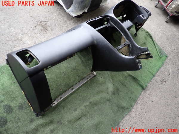 2UPJ-33097505]グロリア Y33型(HY33)ダッシュボード 中古_m0002.jpg