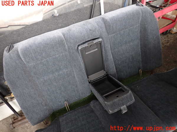 2UPJ-33097385]グロリア Y33型(HY33)リアシート 中古_m0002.jpg