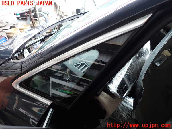 2UPJ-33101202]BMW 218d アクティブツアラー F45(2C20)左フロント三角窓ガラス 中古 FUYAO M540 43R-001735_m0002.jpg