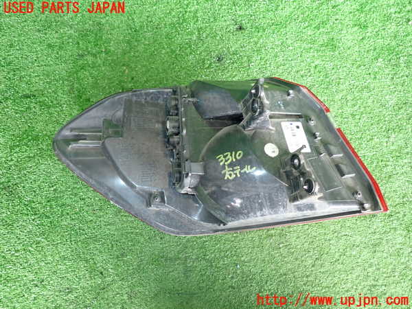 2UPJ-33101530]BMW 218d アクティブツアラー F45(2C20)右テールランプ 中古_m0002.jpg