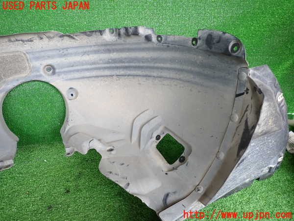 2UPJ-33101090]BMW 218d アクティブツアラー F45(2C20)右前フェンダーライナー 中古_m0004.jpg