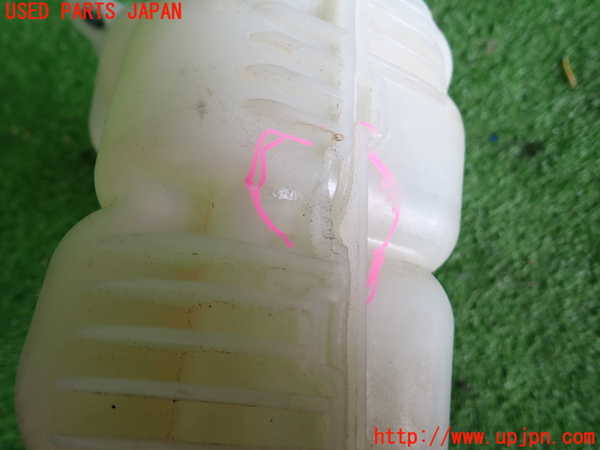 2UPJ-33102410]BMW 218d アクティブツアラー F45(2C20)ラジエータータンク 中古_m0004.jpg