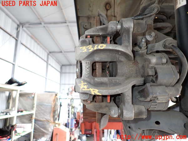 2UPJ-33104095]BMW 218d アクティブツアラー F45(2C20)左リアキャリパー 中古_m0001.jpg