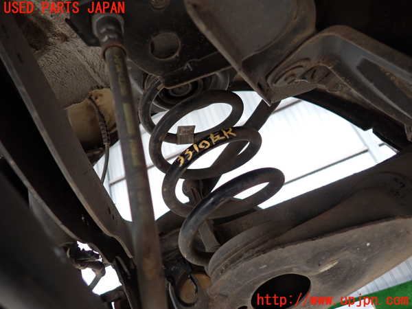 2UPJ-33105105]BMW 218d アクティブツアラー F45(2C20)左リアスプリング 中古_m0001.jpg