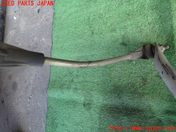 2UPJ-33105440]BMW 218d アクティブツアラー F45(2C20)フロントスタビライザー ジャンク_m0004.jpg