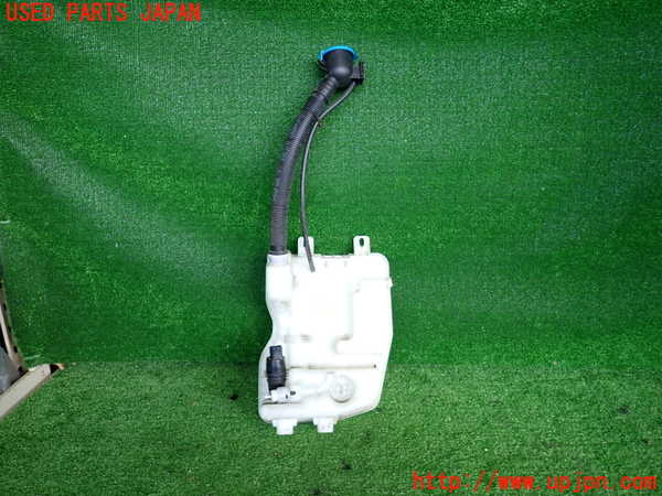 2UPJ-33106791]BMW 218d アクティブツアラー F45(2C20)ウォッシャータンク1 中古_m0001.jpg
