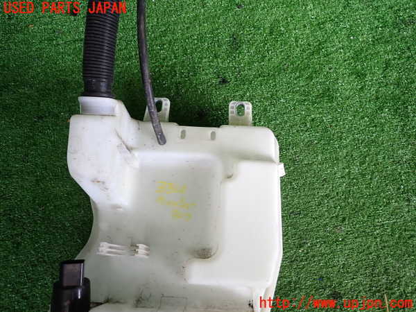 2UPJ-33106791]BMW 218d アクティブツアラー F45(2C20)ウォッシャータンク1 中古_m0002.jpg