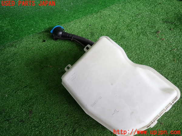 2UPJ-33106791]BMW 218d アクティブツアラー F45(2C20)ウォッシャータンク1 中古_m0004.jpg