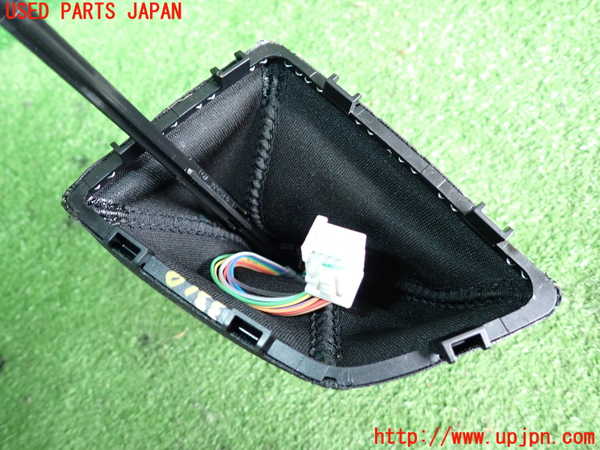 2UPJ-33107570]BMW 218d アクティブツアラー F45(2C20)シフトノブ 中古_m0004.jpg