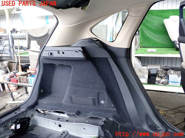 2UPJ-33107680]BMW 218d アクティブツアラー F45(2C20)左リアピラートリム 中古_m0001.jpg