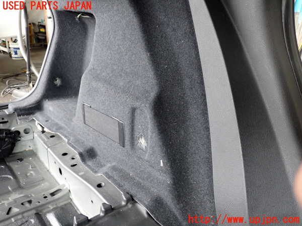 2UPJ-33107680]BMW 218d アクティブツアラー F45(2C20)左リアピラートリム 中古_m0004.jpg