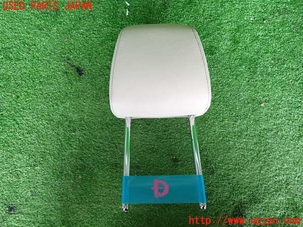 2UPJ-33107040]BMW 218d アクティブツアラー F45(2C20)運転席ヘッドレスト 中古_m0001.jpg