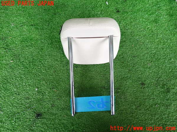 2UPJ-33107150]BMW 218d アクティブツアラー F45(2C20)右2列目ヘッドレスト 中古_m0002.jpg