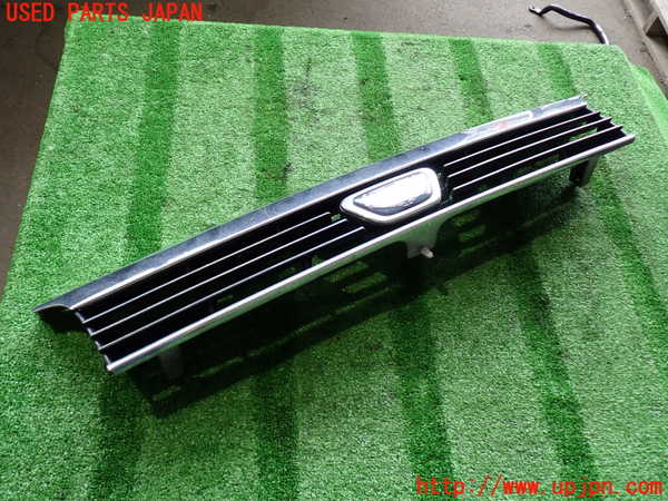 2UPJ-33121050]ホーミーコーチ(ARME24)ラジエターグリル 中古_m0003.jpg