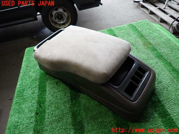 2UPJ-33127540]ホーミーコーチ(ARME24)センターコンソール 中古_m0001.jpg