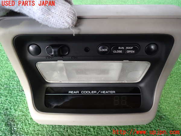 2UPJ-33126411]ホーミーコーチ(ARME24)ルームランプ1 中古_m0002.jpg