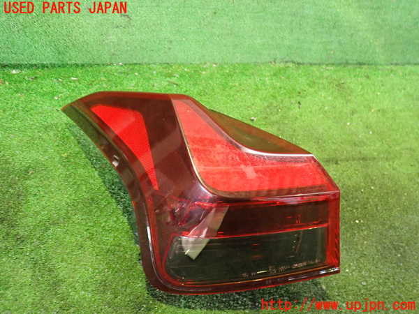 2UPJ-33131536]レクサス・UX300e(KMA10)左テールランプ 中古_m0001.jpg