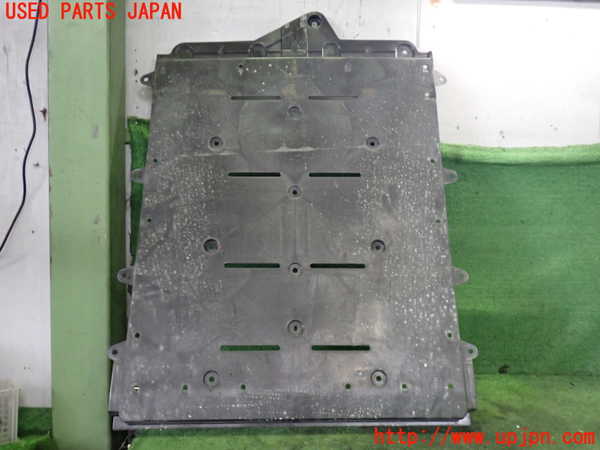2UPJ-33131721]レクサス・UX300e(KMA10)アンダーカバー1 中古_m0001.jpg