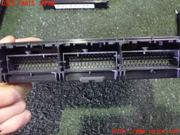 2UPJ-33136110]レクサス・UX300e(KMA10)エンジンコンピューター 中古_m0003.jpg
