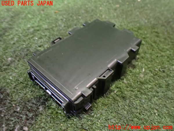 2UPJ-33136155]レクサス・UX300e(KMA10)コンピューター10 中古 89111-76080_m0002.jpg