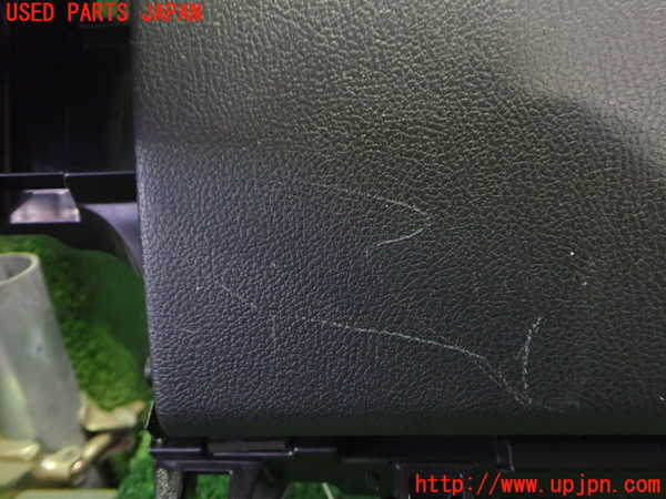 2UPJ-33137516]レクサス・UX300e(KMA10)グローブボックス1 中古_m0002.jpg
