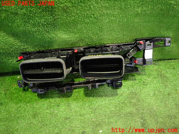 2UPJ-33137526]レクサス・UX300e(KMA10)エアコン吹き出し口1 中古_m0002.jpg