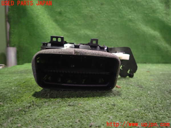 2UPJ-33137528]レクサス・UX300e(KMA10)エアコン吹き出し口3 中古_m0002.jpg