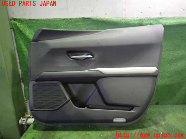 2UPJ-33131234]レクサス・UX300e(KMA10)右前ドア内張り 中古_m0001.jpg
